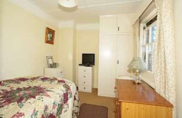  Image of 2 bedroom Detached house for sale in Church Lane Hellingly Hailsham BN27 at Church Lane Hellingly Hailsham, BN27 4HA