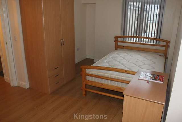  Image of 1 bedroom Flat to rent in City Road Roath Cardiff CF24 at City Rd Roath Cardiff, CF24 3JE