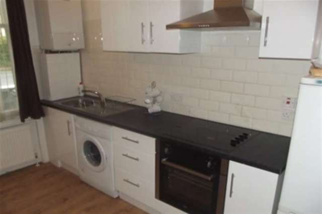  Image of Studio flat to rent in Clyde Road Addiscombe Croydon CR0 at Croydon, CR0 6SW