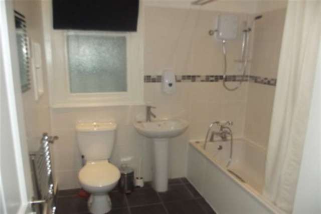  Image of Studio flat to rent in Clyde Road Addiscombe Croydon CR0 at Croydon, CR0 6SW