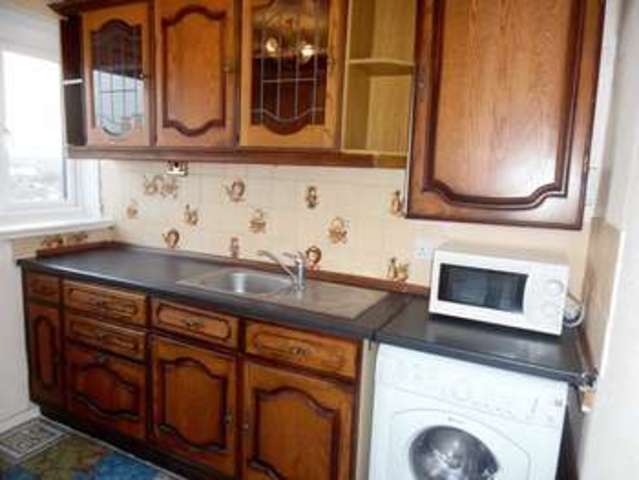  Image of 1 bedroom Flat to rent in Collingwood Road Sutton SM1 at Collingwood Road  SUTTON, SM1 1RX