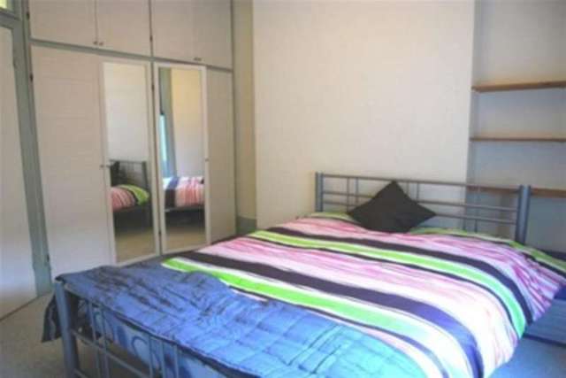  Image of 1 bedroom Flat to rent in Coningham Road London W12 at London, W12 8BH