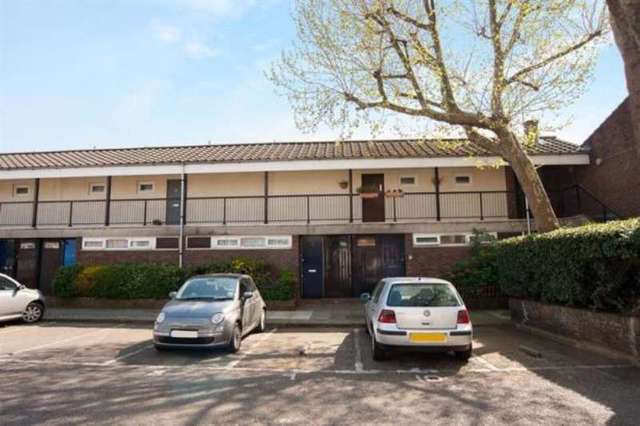  Image of 1 bedroom Flat for sale in Conistone Way London N7 at Islington London Caledonian Road, N7 9DD
