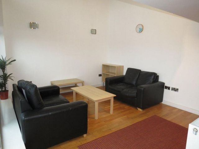  Image of 2 bedroom Apartment to rent in Henry Street Manchester M4 at 1 Henry Street  Manchester City, M4 5DA