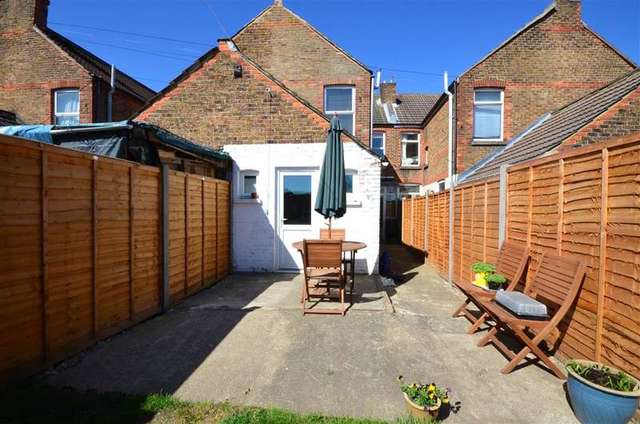  Image of 2 bedroom Terraced house for sale in Copnor Road Portsmouth PO3 at Copnor Portsmouth Portsmouth, PO3 5BZ