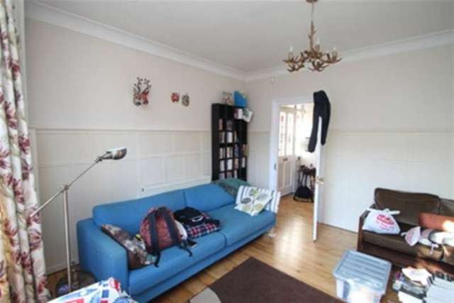  Image of 4 bedroom Detached house to rent in Courtney Road Croydon CR0 at Croydon, CR0 4LS