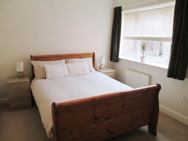  Image of 1 bedroom Flat for sale in Mount Pleasant Batchley Redditch B97 at Mount Pleasant  Redditch, B97 4JT