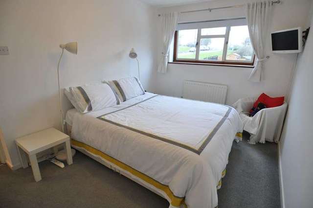  Image of 3 bedroom Property for sale in Crofters Way Droitwich WR9 at Crofters Way  Droitwich, WR9 9HU