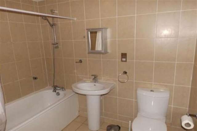 Image of 2 bedroom Flat to rent in Curzon Place Gateshead NE8 at Gateshead, NE8 2ER
