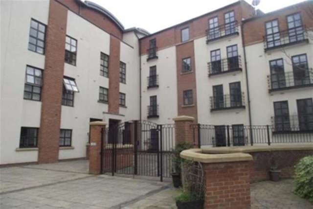  Image of 2 bedroom Flat to rent in Curzon Place Gateshead NE8 at Gateshead, NE8 2ER