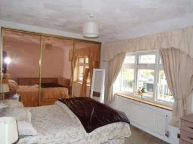  Image of 2 bedroom Terraced house for sale in Five Elms Road Dagenham RM9 at Dagenham  Becontree, RM9 5TT