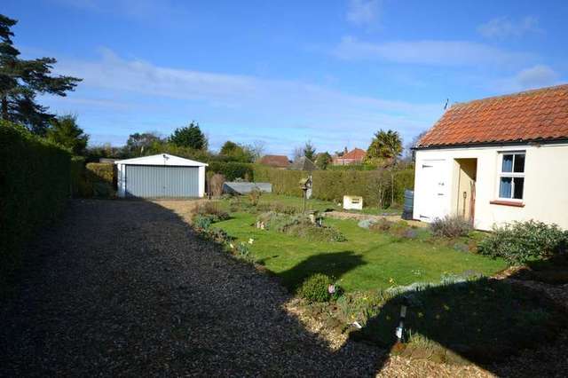  Image of 2 bedroom Detached house for sale in Hunstanton Road Dersingham King