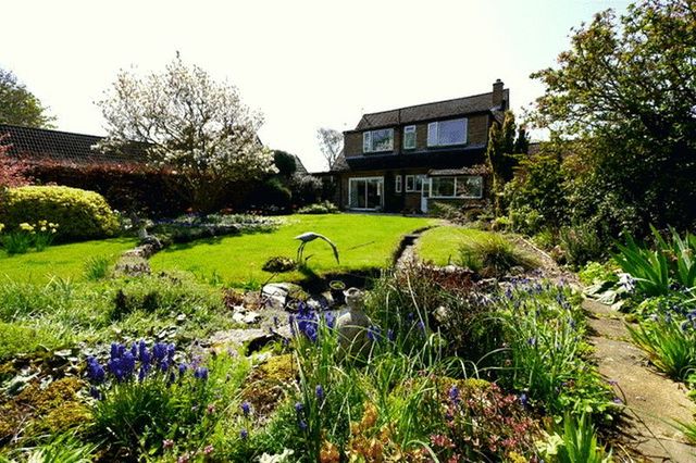  Image of 3 bedroom Detached house for sale in Martins Lane Dorchester-on-Thames Wallingford OX10 at 39 Martins Lane  Dorchester on Thames, OX10 7JE