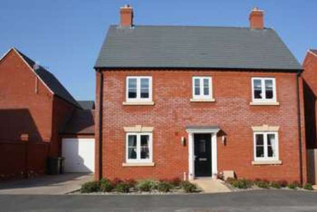  Image of 4 bedroom Detached house for sale in Dowling Drive Pershore WR10 at Dowling Drive  Pershore, WR10 3EF