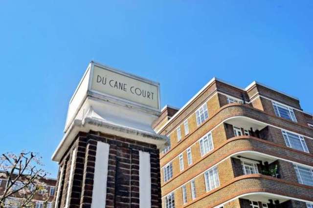  Image of 1 bedroom Flat for sale in Balham High Road London SW17 at Balham High Road London Upper Tooting, SW17 7JN