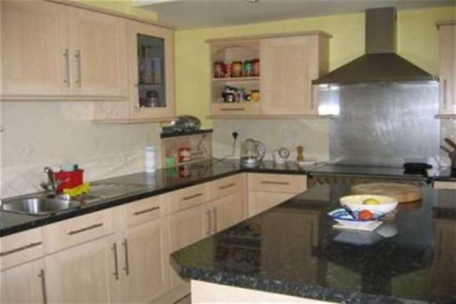 Image of 4 bedroom Bungalow to rent in Yarm Road Eaglescliffe Stockton-on-Tees TS16 at Stockton-on-Tees, TS16 9BS