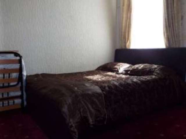  Image of 3 bedroom End of Terrace for sale in Grosvenor Gardens London E6 at East Ham  East Ham, E6 3EP