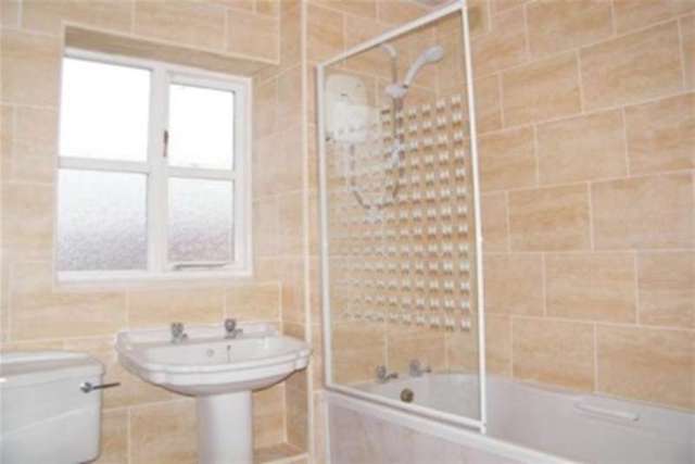  Image of 2 bedroom Detached house to rent in Ellesmere Road Bolton BL3 at Bolton, BL3 3JN
