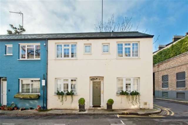  Image of 2 bedroom Detached house to rent in Elm Park Lane London SW3 at London, SW3 6DB