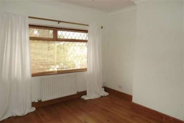  Image of 3 bedroom Detached house to rent in Elm Road Winwick Warrington WA2 at Warrington, WA2 9TW
