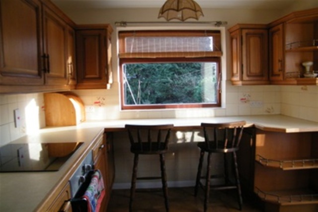  Image of 4 bedroom Detached house to rent in Elms Drive Marston Oxford OX3 at Oxford, OX3 0NN