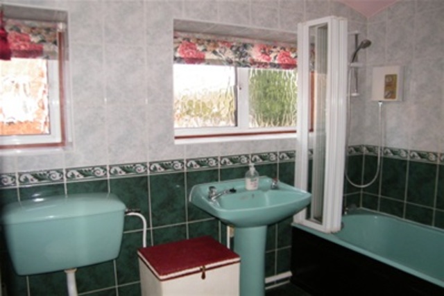  Image of 4 bedroom Detached house to rent in Elms Drive Marston Oxford OX3 at Oxford, OX3 0NN