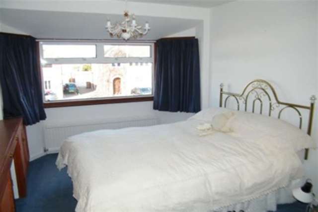  Image of 4 bedroom Detached house to rent in Elms Drive Marston Oxford OX3 at Oxford, OX3 0NN