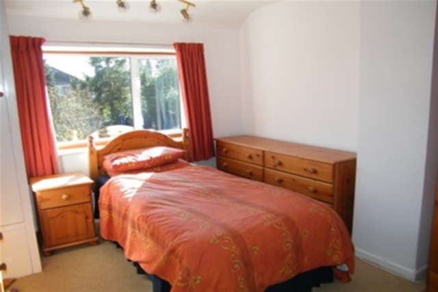  Image of 4 bedroom Detached house to rent in Elms Drive Marston Oxford OX3 at Oxford, OX3 0NN
