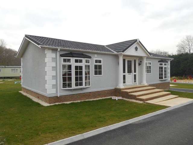  Image of 2 bedroom Detached house for sale in Brooks Green Brooks Green Horsham RH13 at Brooks Green West Sussex Brooks Green, RH13 0TR