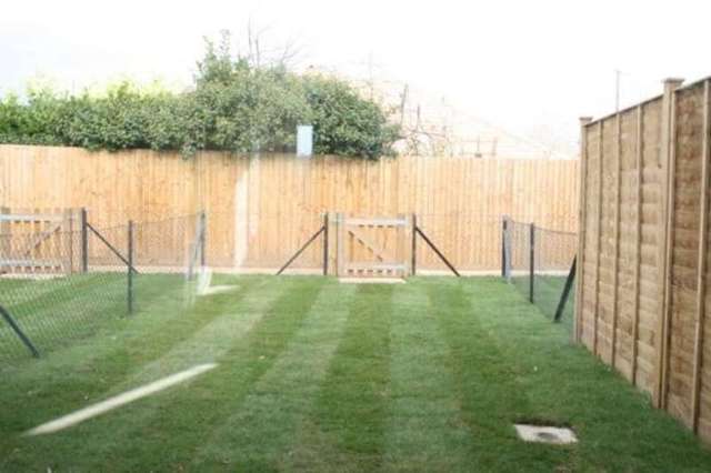  Image of 2 bedroom Detached house to rent in Empress Close Wick Littlehampton BN17 at Littlehampton Wick, BN17 7GZ