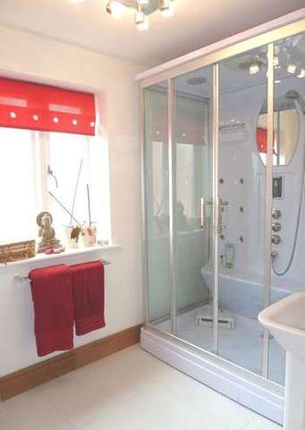  Image of 5 bedroom Detached house to rent in Evesham Road Astwood Bank Redditch B96 at Evesham Road Astwood Bank Redditch, B96 6BA