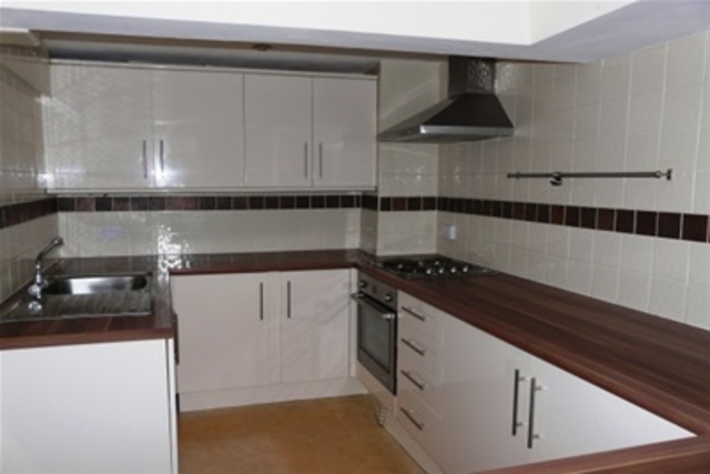  Image of 2 bedroom Flat to rent in The Beacon Exmouth EX8 at Exmouth, EX8 2AG