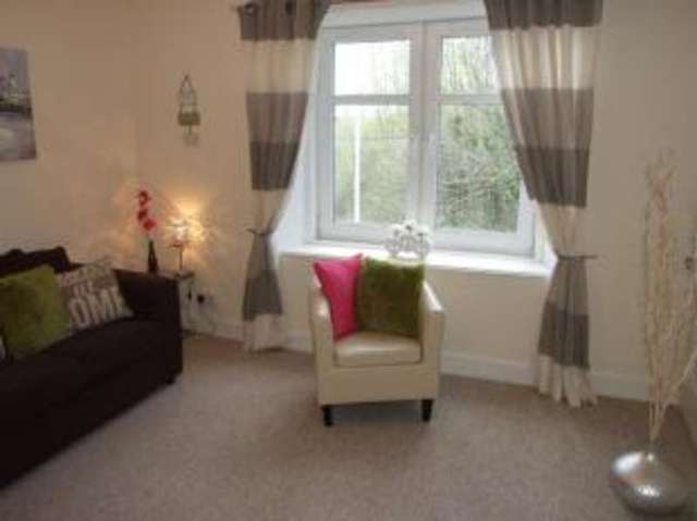  Image of 1 bedroom Flat for sale in Factory Road Kirkcaldy KY1 at Kirkcaldy Fife Pathhead, KY1 2NJ