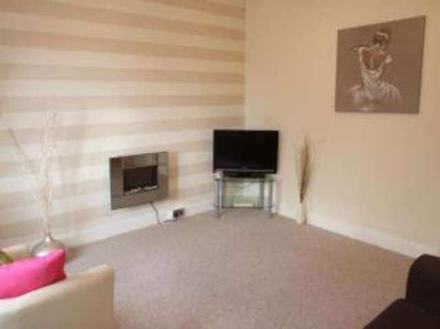  Image of 1 bedroom Flat for sale in Factory Road Kirkcaldy KY1 at Kirkcaldy Fife Pathhead, KY1 2NJ