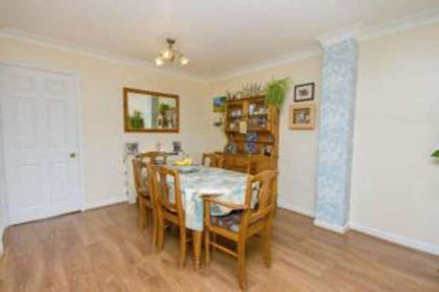  Image of 3 bedroom End of Terrace for sale in Malvern Road Farnborough GU14 at Farnborough Hampshire West Heath, GU14 9JJ