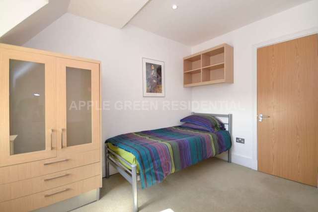  Image of Apartment to rent in Finchley Road London NW3 at Finchley Road Hampstead London, NW3 5HS