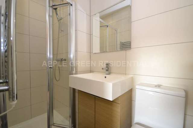  Image of Apartment to rent in Finchley Road London NW3 at Finchley Road Hampstead London, NW3 5HS