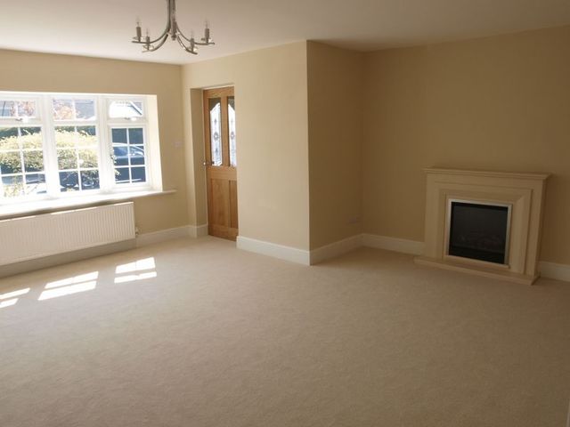  Image of 3 bedroom Detached house for sale in Fisher Close Collingham Newark NG23 at Fisher Close  Collingham, NG23 7SL