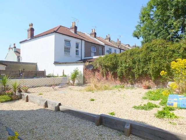  Image of 1 bedroom Apartment for sale in Bell Hill Road St. George Bristol BS5 at St George  Bristol, BS5 7NQ
