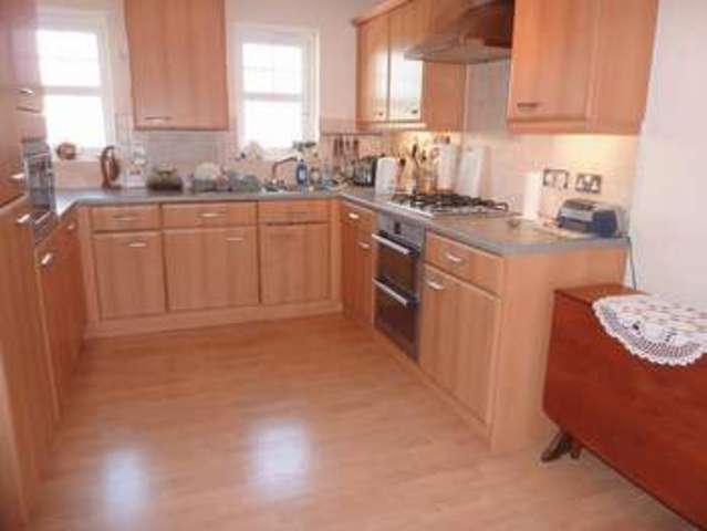  Image of 2 bedroom Flat for sale in Fleet Court Seaton EX12 at Fleet Court  Seaton, EX12 2WL