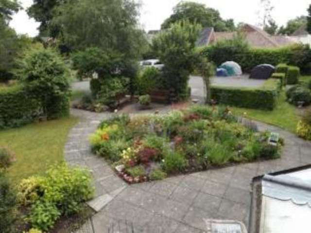  Image of 1 bedroom Flat for sale in Pinewood Court Fleet GU51 at Fleet Hampshire Fleet, GU51 3BG
