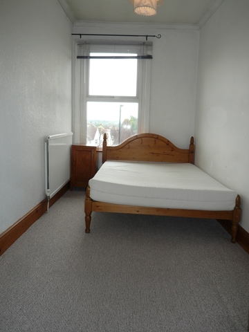  Image of 1 bedroom Flat to rent in Fortis Green London N2 at Fortis Green  East Finchley, N2 9EL