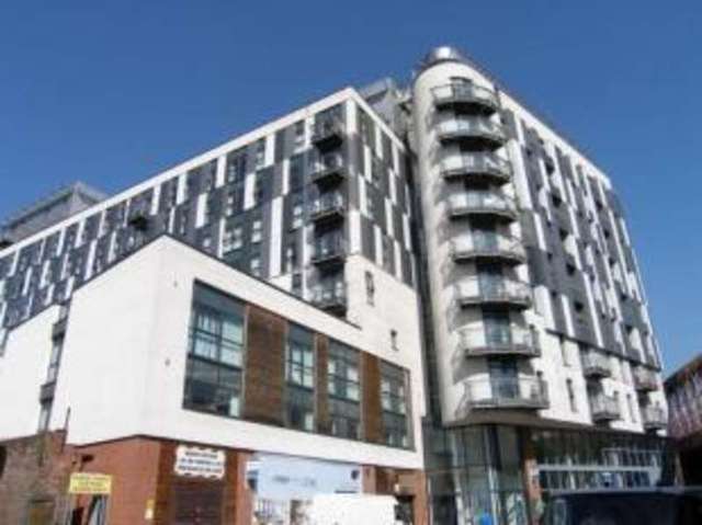  Image of 2 bedroom Flat for sale in Chapel Street Salford M3 at 138 Chapel Street Salford Manchester, M3 6DE