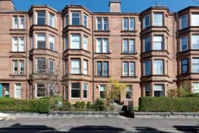  Image of 1 bedroom Flat for sale in Garthland Drive Dennistoun Glasgow G31 at Glasgow Lanarkshire Birkwood, G31 2RE