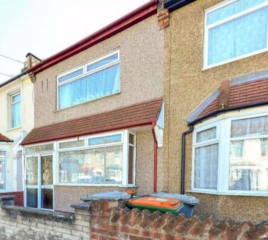  Image of 3 bedroom Terraced house for sale in Geere Road London E15 at Geere Road Stratford London, E15 3PP