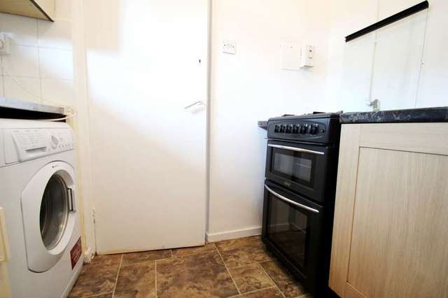  Image of House Share to rent in Diss Street London E2 at Diss Street  London, E2 7QY