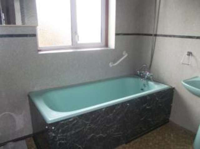  Image of 3 bedroom End of Terrace for sale in Heath Park Road Heath Park Romford RM2 at Gidea Park  Gidea Park, RM2 5XH