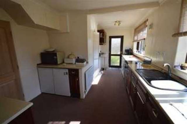  Image of 4 bedroom Property for sale in Glandon Drive Cheadle Hulme Cheadle SK8 at Glandon Drive Cheadle Cheadle, SK8 7HD