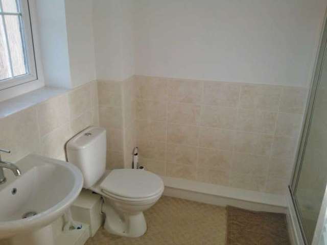  Image of 2 bedroom Apartment to rent in Glaslyn Avenue Rowley Regis B65 at Glaslyn Avenue  Rowley Regis, B65 8EG