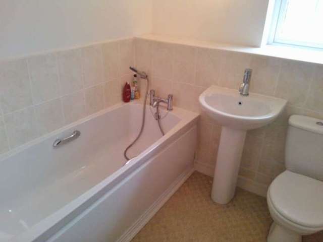  Image of 2 bedroom Apartment to rent in Glaslyn Avenue Rowley Regis B65 at Glaslyn Avenue  Rowley Regis, B65 8EG